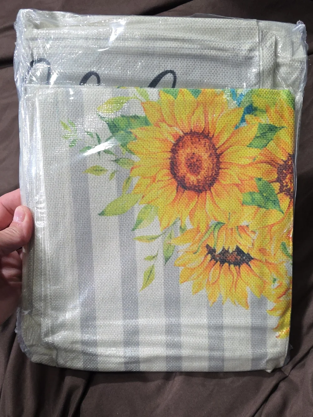 4 Fall Pillow Cases Aprox 17 X 18 Inches Zippered Bottom